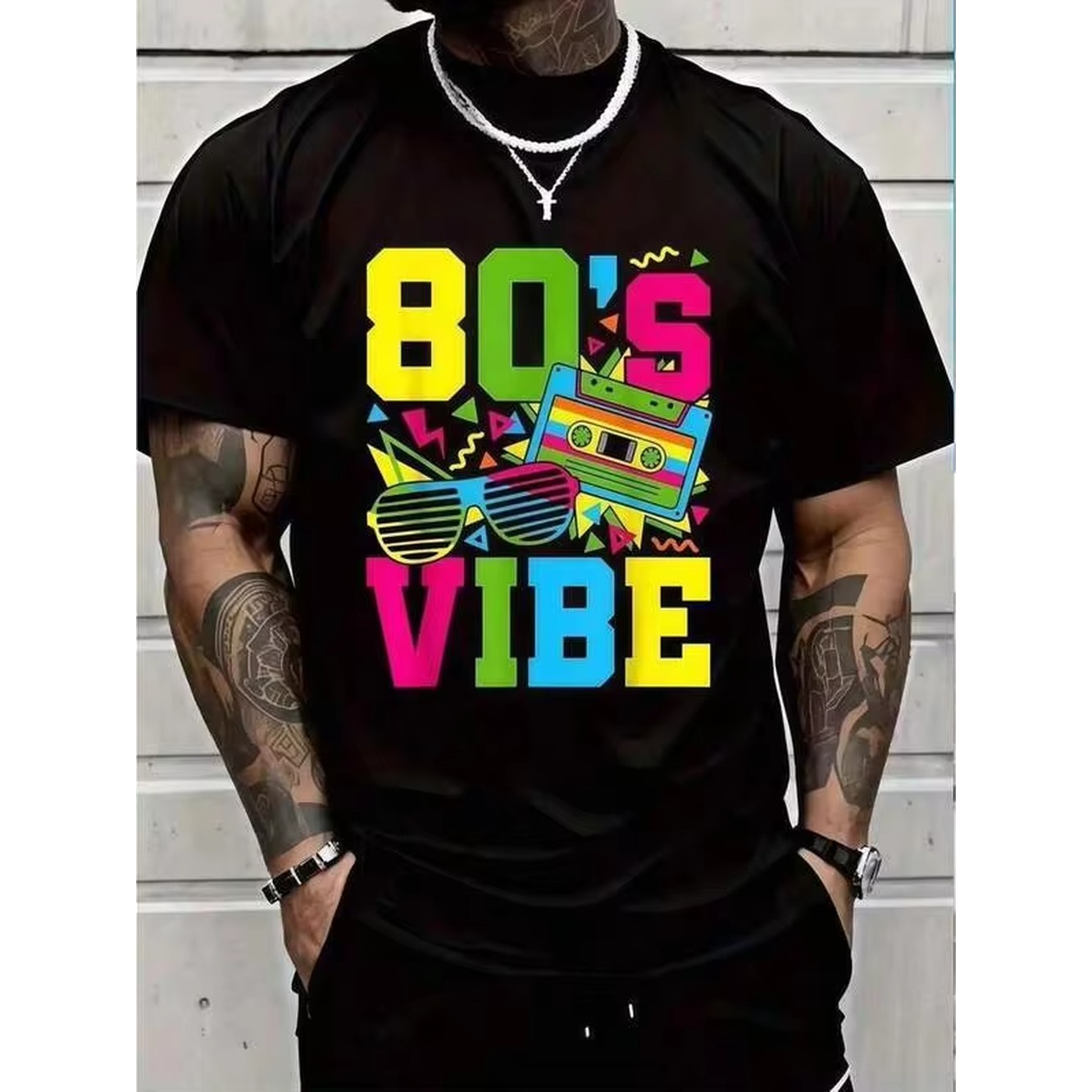 Summer Clothing Vibes - เสื้อยืดสีดำพิมพ์ลายสไตล์เรโทรยุค 80 จำนวน 1 ชิ้น, เสื้อยืดคอกลมลำลองสำหรับทุกเพศ,