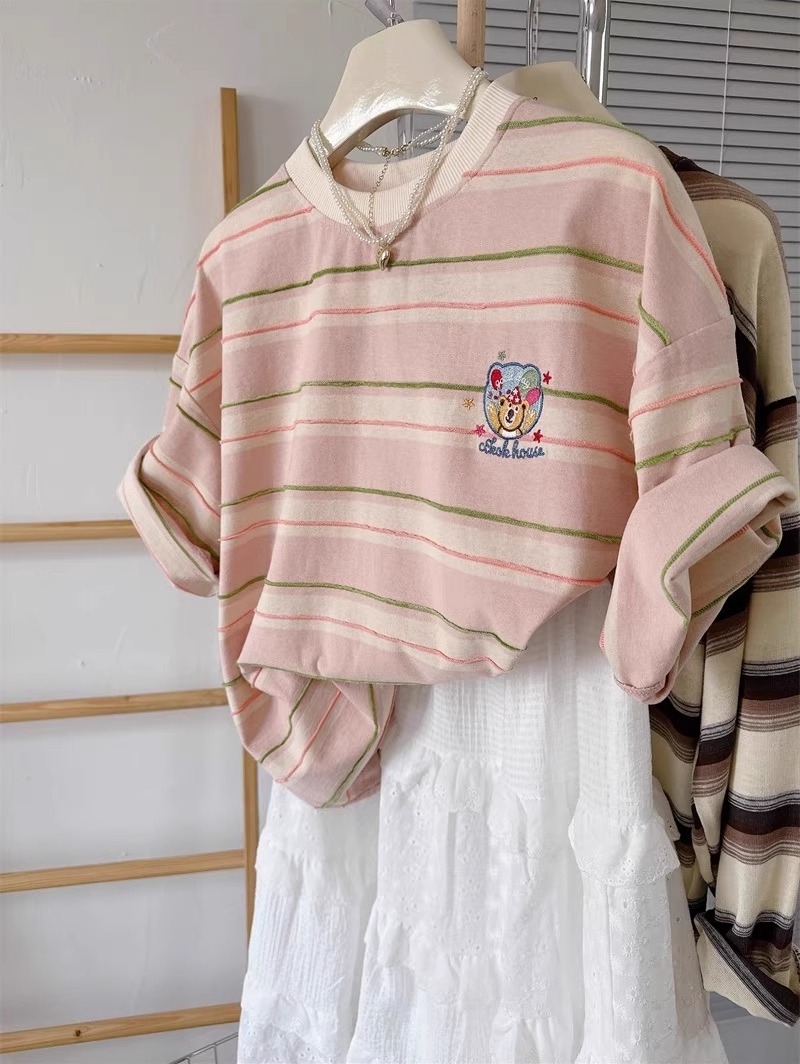Summer Clothing Outlet - เสื้อยืดแขนสั้นลายทางผ้าฝ้ายแท้ แฟชั่นฤดูร้อน เสื้อผ้าเอาท์เล็ท ระบายอากาศได้ดี ทรงหลวม คอกลม