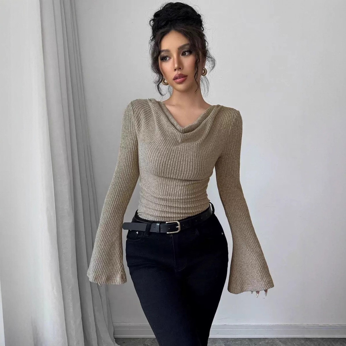 เสื้อผู้หญิงแขนยาว สีพื้น เสื้ - Off Shoulder Blouse บทวิจารณ์และราคา