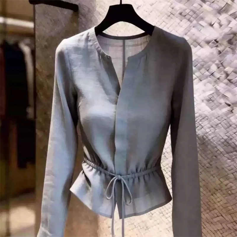 เสื้อยืดผู้หญิงสีเทาสวยหรู ดีไ - Summer Clothing For 70 Year Old Woman บทวิจารณ์และราคา