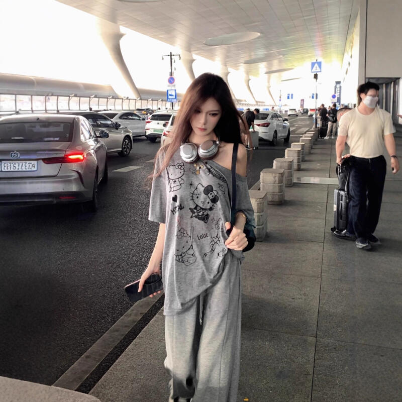 เสื้อป้องกันแสงแดด เฮลโล คิตตี - Off Shoulder Blouse บทวิจารณ์และราคา