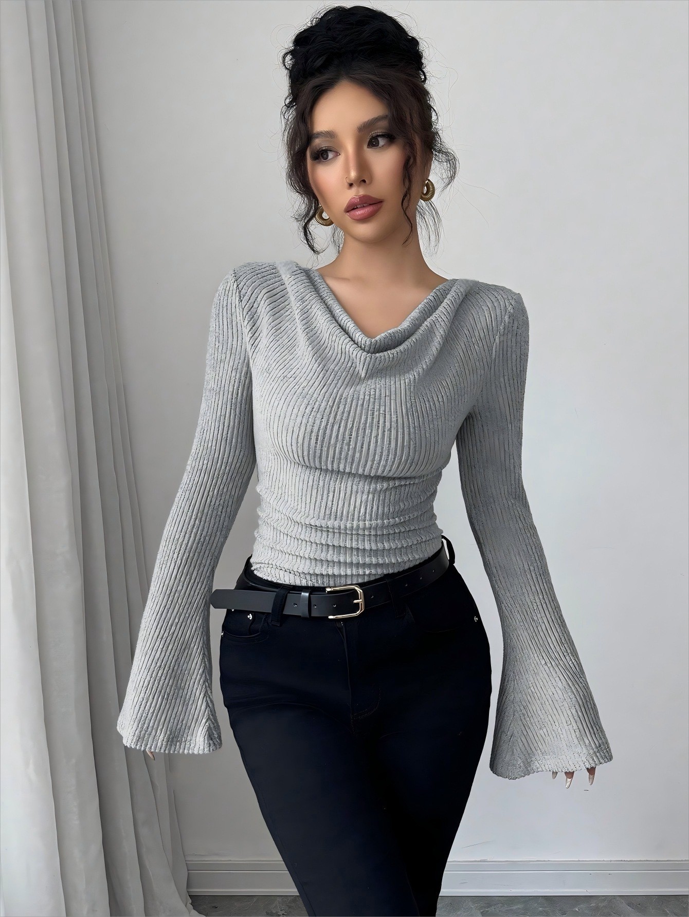 เสื้อผู้หญิงแบบเปิดไหล่ คอวัว  - Off Shoulder Blouse บทวิจารณ์และราคา